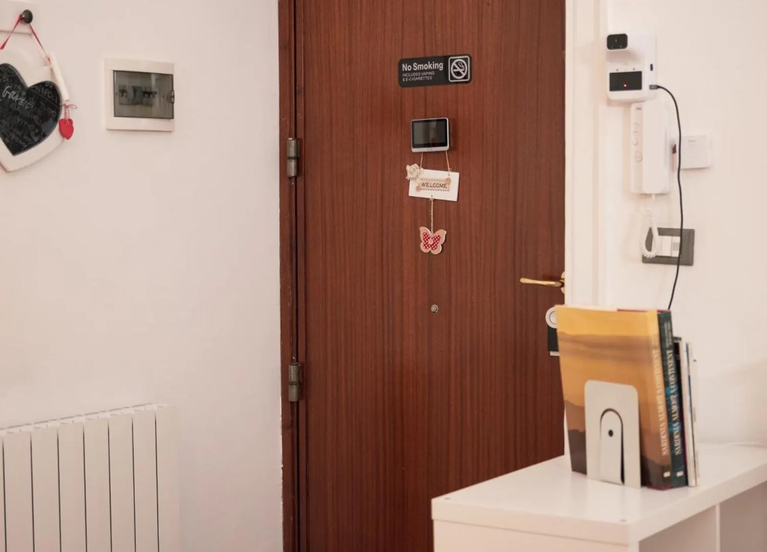 Itiseasy Palermo 1 E 2 Private Apartments Italia
